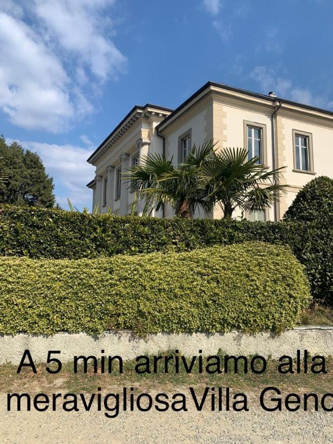 Joivy Apartments By The Lake Como Bagian luar foto