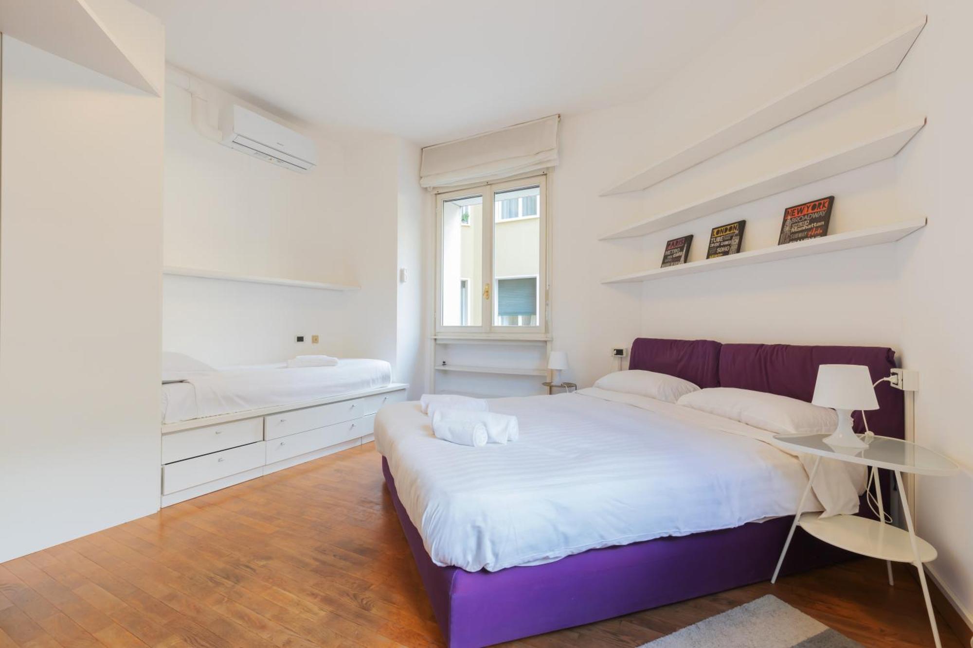 Joivy Apartments By The Lake Como Bagian luar foto