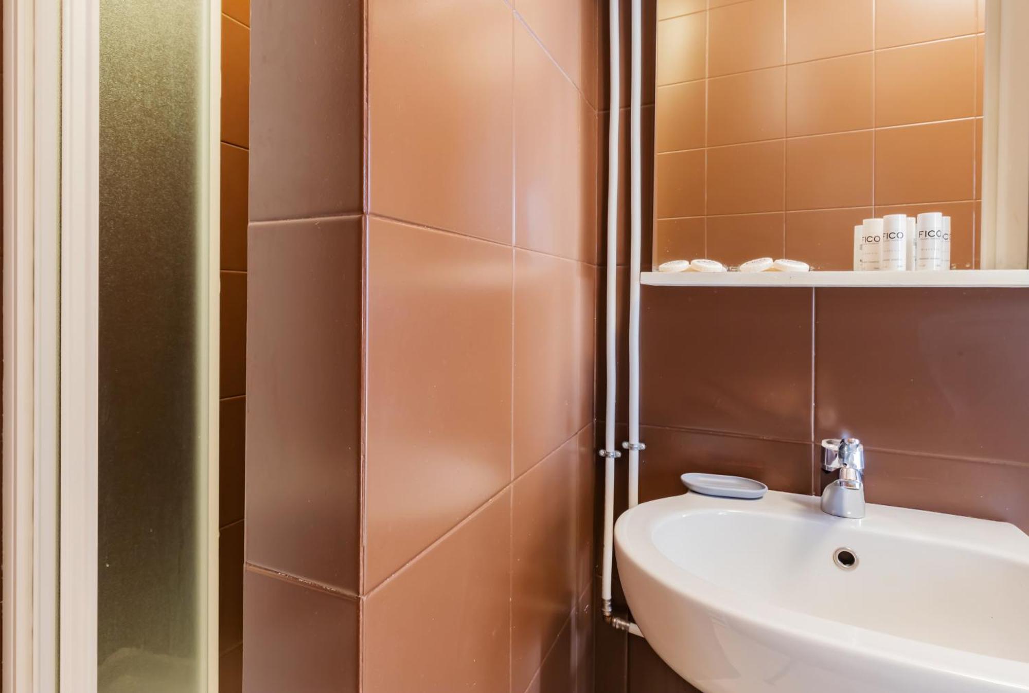 Joivy Apartments By The Lake Como Bagian luar foto