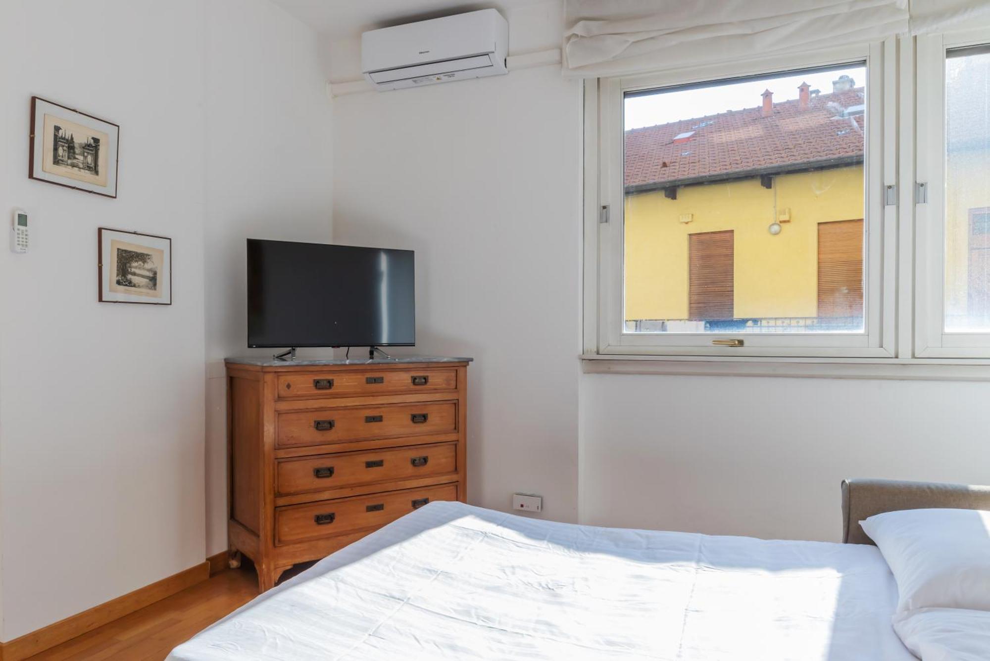 Joivy Apartments By The Lake Como Bagian luar foto
